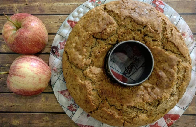 Ciambella glutenfree di mele, cannella e zenzero