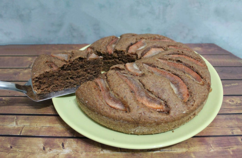 Torta integrale al profumo di cannella e cardamomo