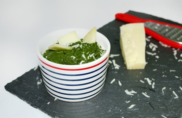 Pesto di spinaci e parmigiano