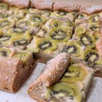 Torta proteica di kiwi senza grassi e senza glutine