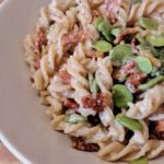 Fusilli alla gricia con fave fresche